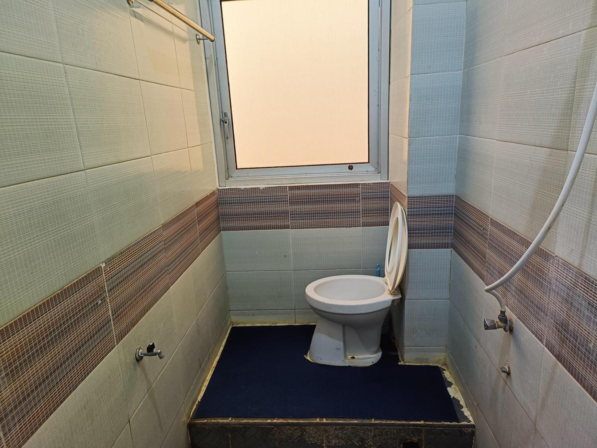 Bumi Merpati Residence Makassar Mitra Reddoorz Extérieur photo