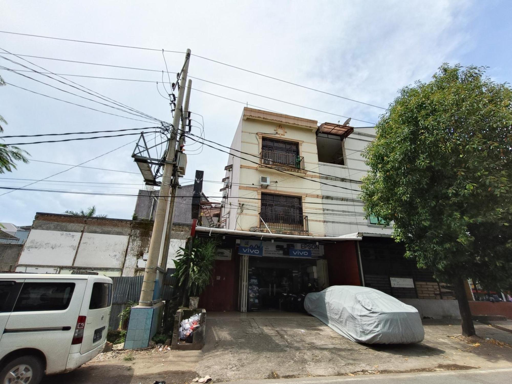 Bumi Merpati Residence Makassar Mitra Reddoorz Extérieur photo